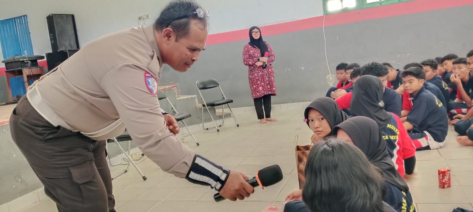 Satlantas Goes To School di SMK Karsa Mulya