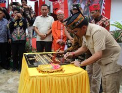 Agustiar Resmikan 2 Gedung di Hindu Kaharingan Center