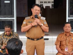 Bupati Seruyan Serahkan Mesin Panen, Dorong Produktivitas Pertanian