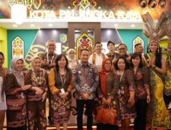 Palangka Raya Stand Terbaik Karnaval Budaya APEKSI 2025