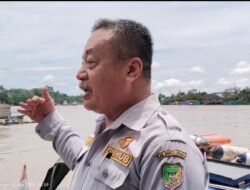 Tugboat yang Tabrak Fender Pelabuhan di Barut Masih Ditahan