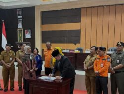 Penandatanganan Nota Kesepakatan Bersama antara Bupati Katingan dan BPJS Ketenagakerjaan Sampit untuk Perlindungan Pekerja Rentan