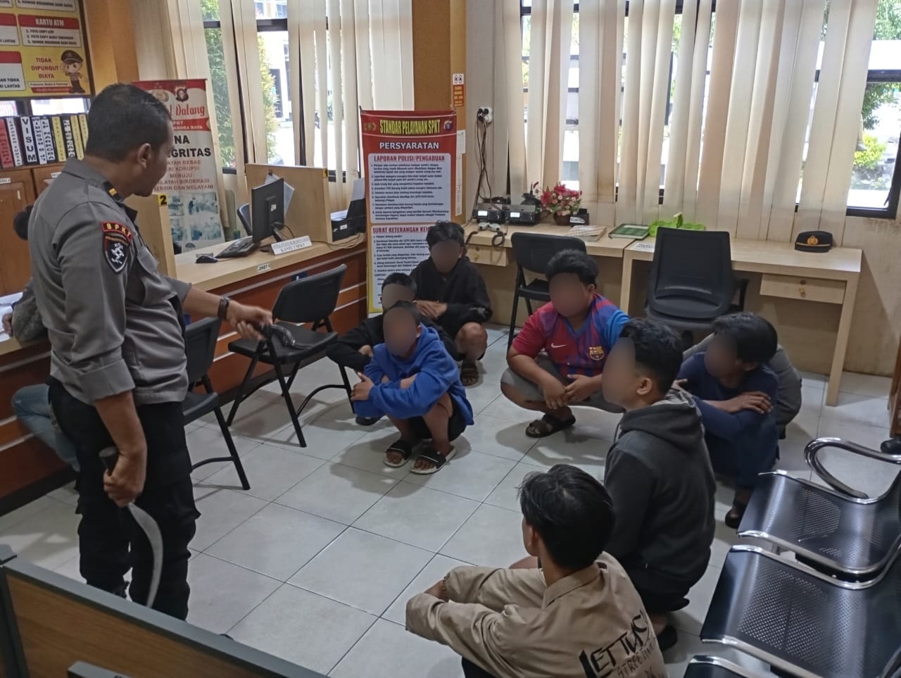 Tawuran Bawa Sajam, 6 Remaja Diamankan