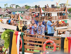 Gubernur Launching Kapal Wisata Susur Sungai Kahayan