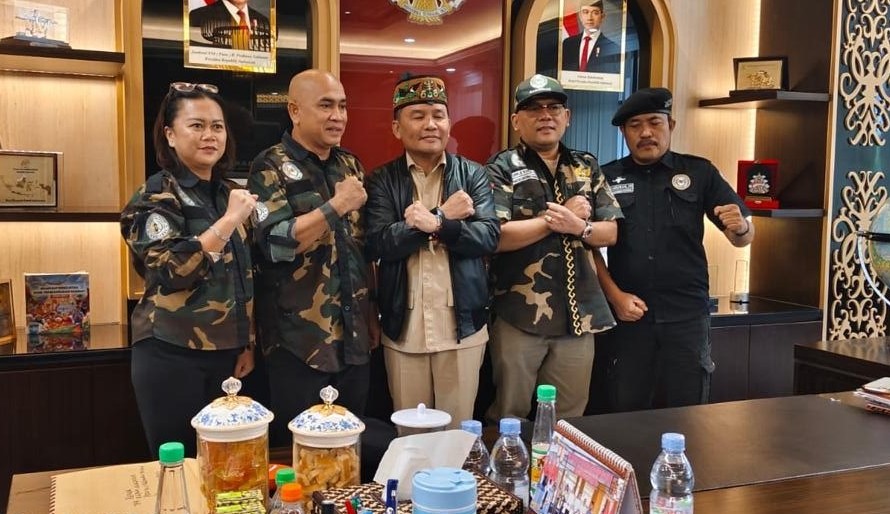 Bahas Pelantikan dan Pengukuhan Bakormad Wilayah Kalteng, Panglima Bakormad Nasional Bersama Panitia Audiensi dengan Gubernur