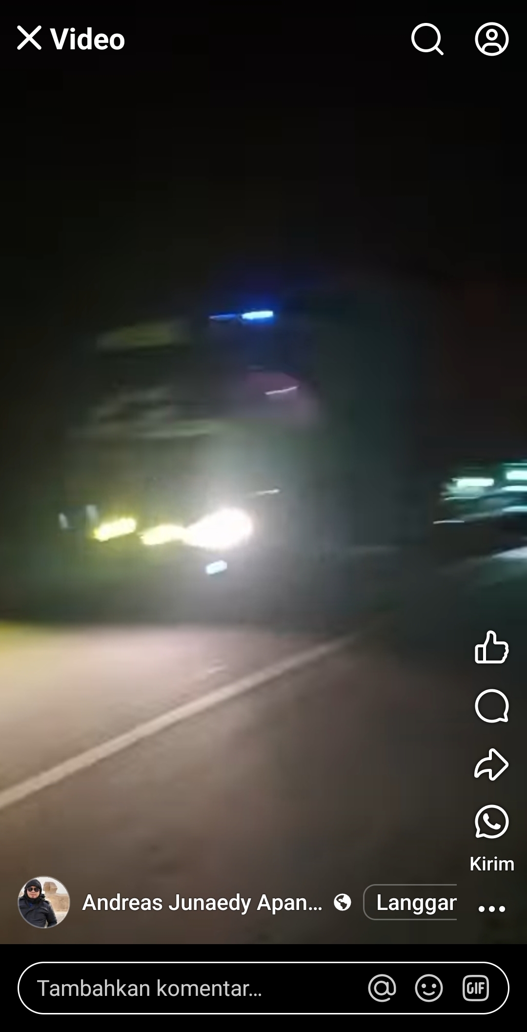 Viral 3 Truk Tronton Odol Angkut Kayu Log Melaju Aman Lintasi Jalan Kuala Kurun-Palangka Raya