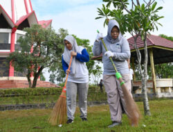 Bupati Hj Nurhidayah Percantik Bundaran Kecubung