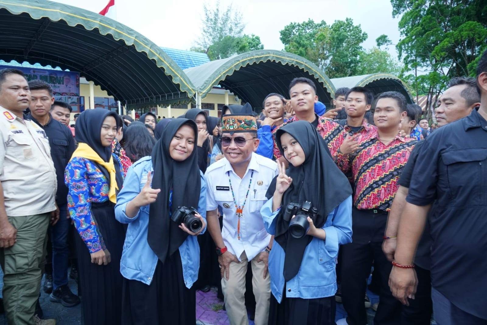 Sekolah Dilarang Tahan Ijazah Peserta Didik, Termasuk Tunggakan Biaya