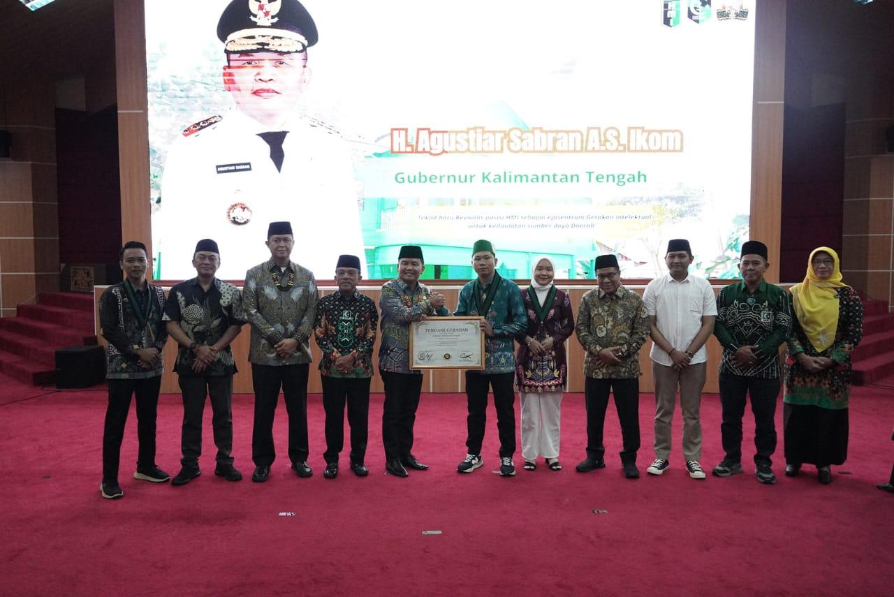 Hadiri Pelantikan Pengurus HMI, Gubernur Apresiasi Visi Baru
