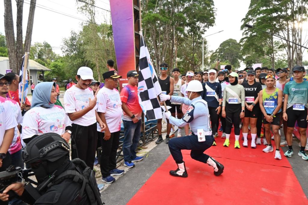 1.300 Peserta Meriahkan Color Run Lanud Iskandar Pangkalan Bun