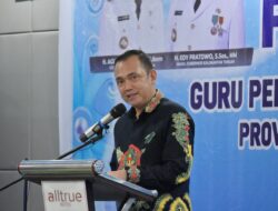 Sekolah Dilarang Pungut Penerimaan Siswa Baru