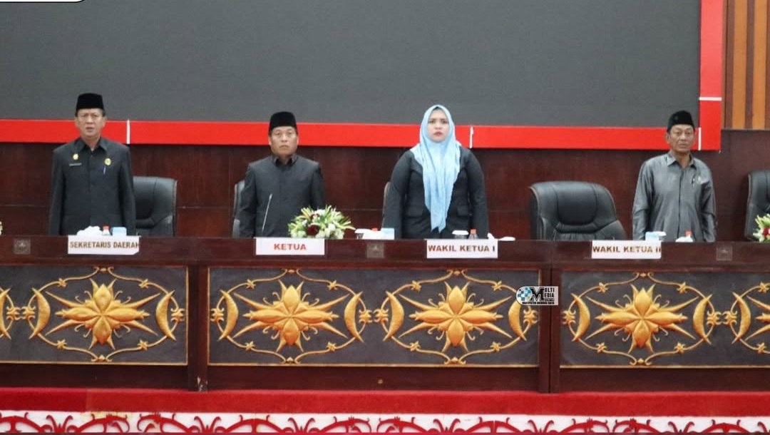 DPRD Mura Dengarkan Jawaban Pemda Terhadap Pandangan Umum Fraksi