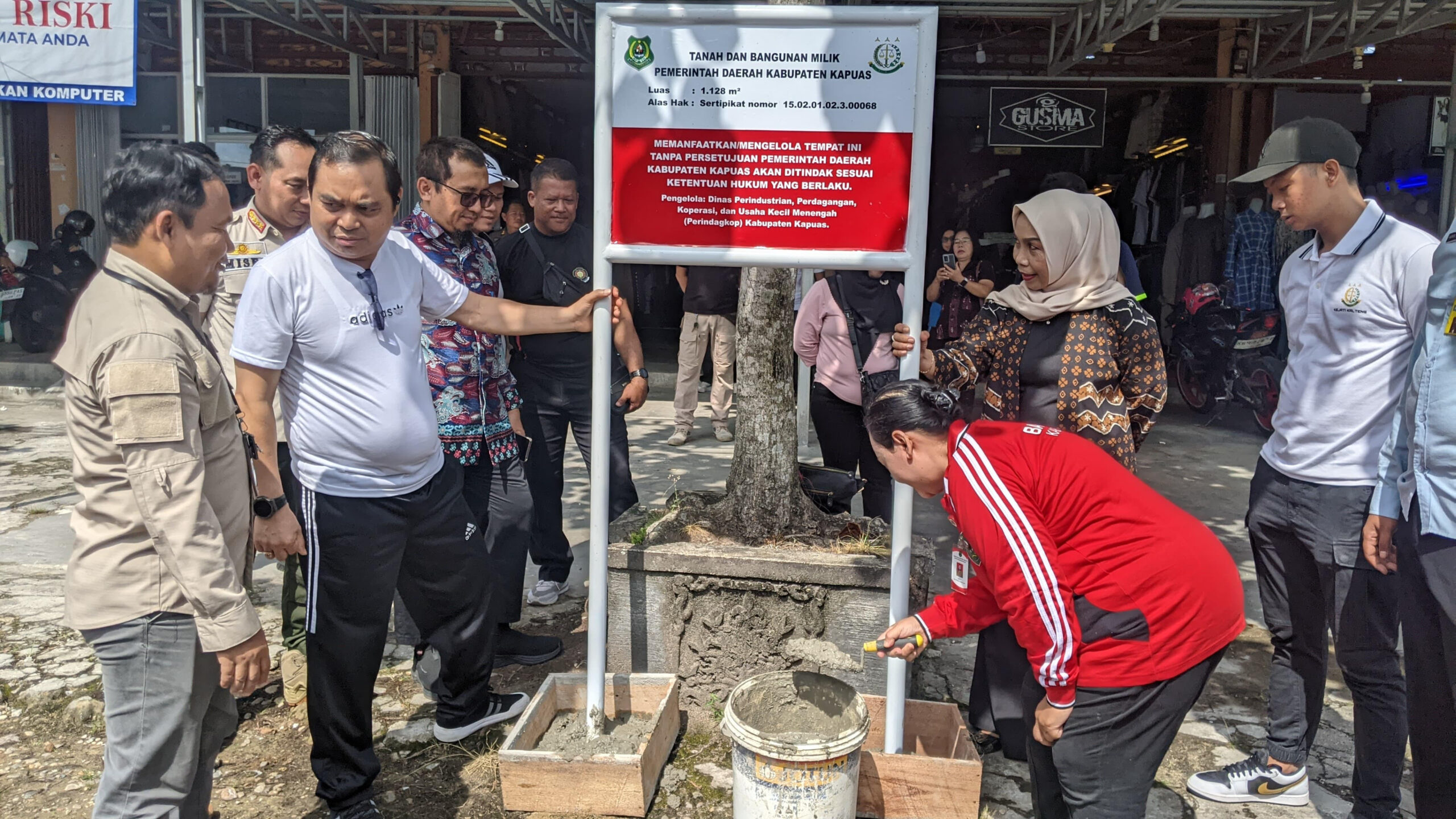 Pemkab Kapuas Pasang Plang Aset Daerah