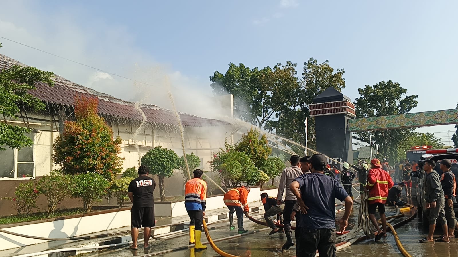 Breakingnews!!! Gudang Farmasi RSUD Pulpis Terbakar