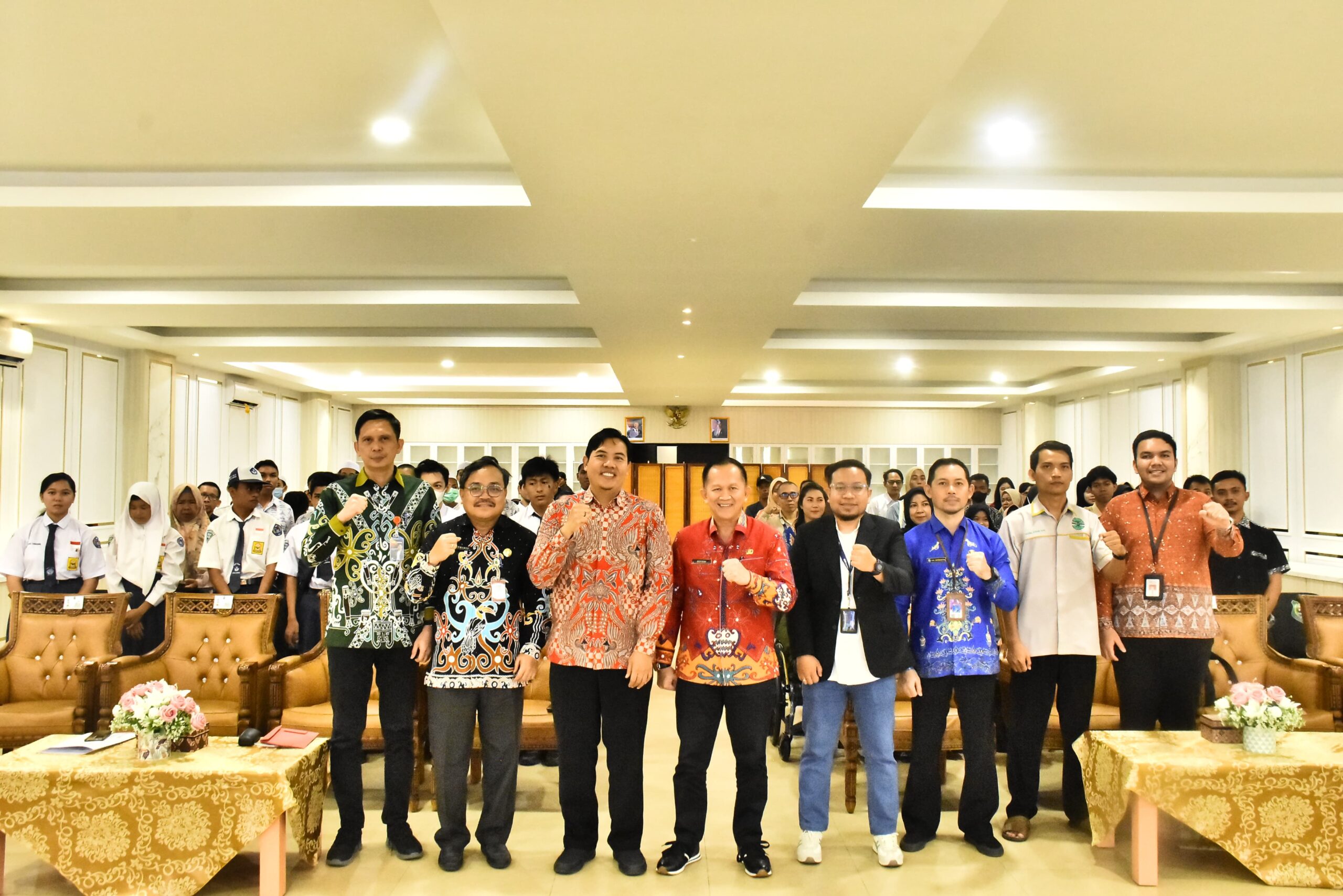 Sekda Hadiri Buka Puasa Bersama OJK Kalteng