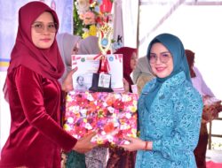 Ketua TP PKK Siti Saniah Wiyatno Hadiri Forum Silaturahmi di Kapuas Kuala