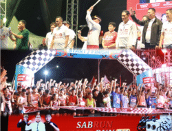 Gubernur Lepas 6.000 Peserta Sabrun Night Run 5K Gubernur Lepas 6.000 Peserta Sabrun Night Run 5K
