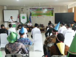 MOTIVASI UNTUK MAHASISWA-Bupati Lamandau: Kalian Harus Berani Bermimpi Besar MOTIVASI UNTUK MAHASISWA-Bupati Lamandau: Kalian Harus Berani Bermimpi Besar