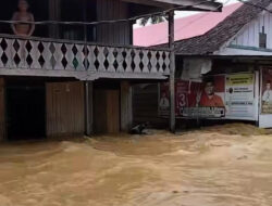 11 Rumah di Kapuas Hanyut Diterjang Banjir