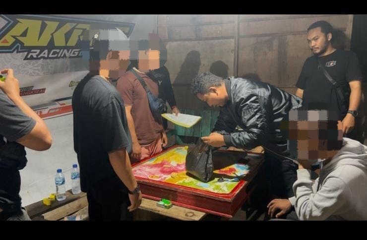 4 Pejudi Domino Ditangkap