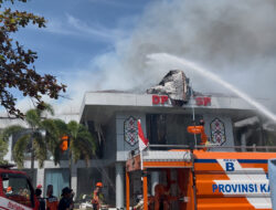 Terdengar Suara Ledakan, Kantor DPMPTSP Provinsi Kalteng Terbakar
