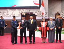 Junaidi Dilantik Jadi Wakil Ketua III DPRD Kalteng