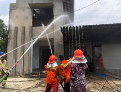 Ditinggal Jumatan, Rumah Nyaris Ludes Terbakar