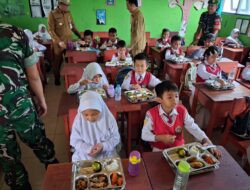 HARI PERTAMA MBG DI BARITO UTARA-Nasi Keras hingga Sayur Pedas Dikeluhkan Sekolah