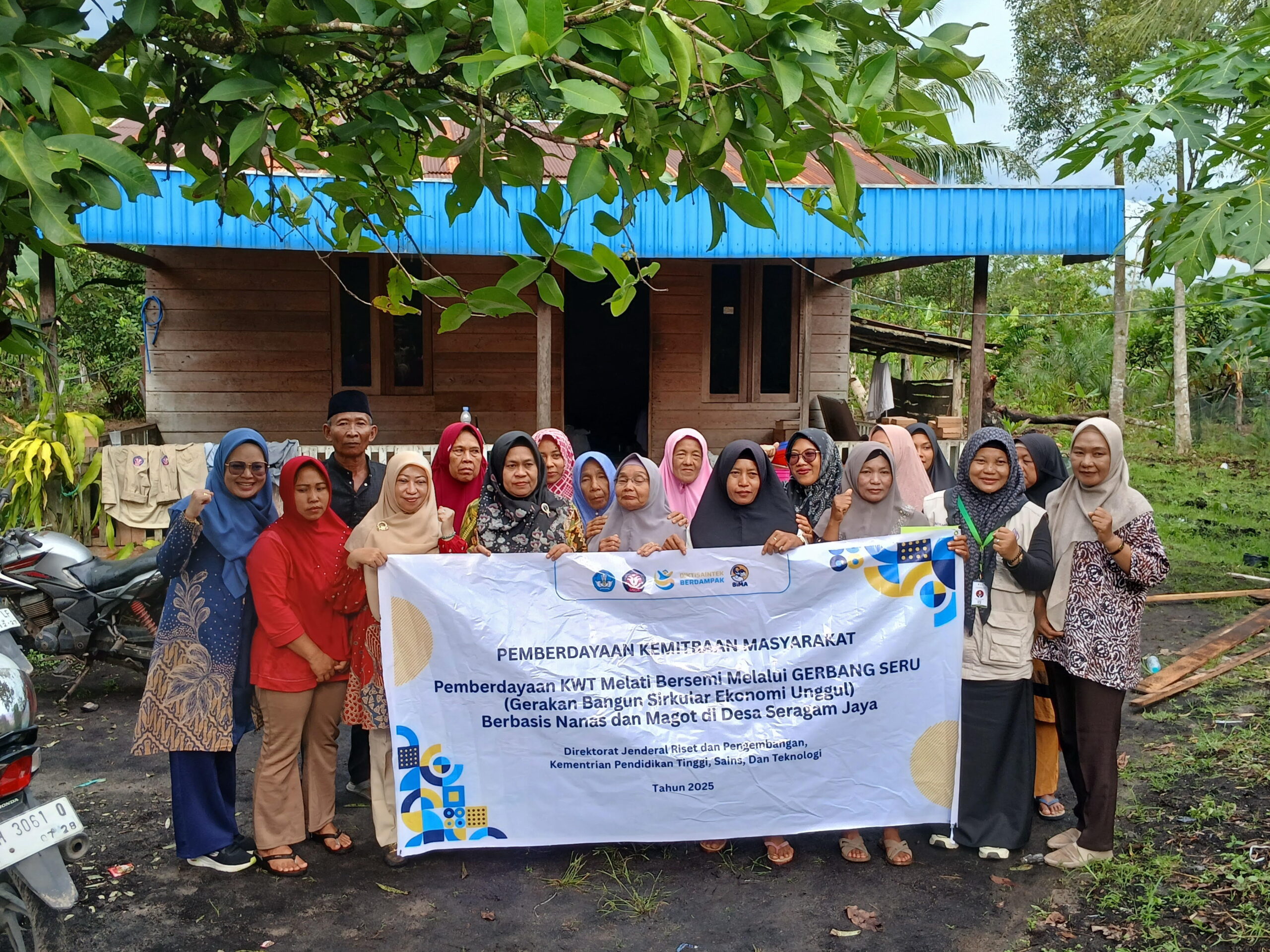 Pemberdayaan KWT Melati Bersemi Melalui GERBANG SERU Kotim