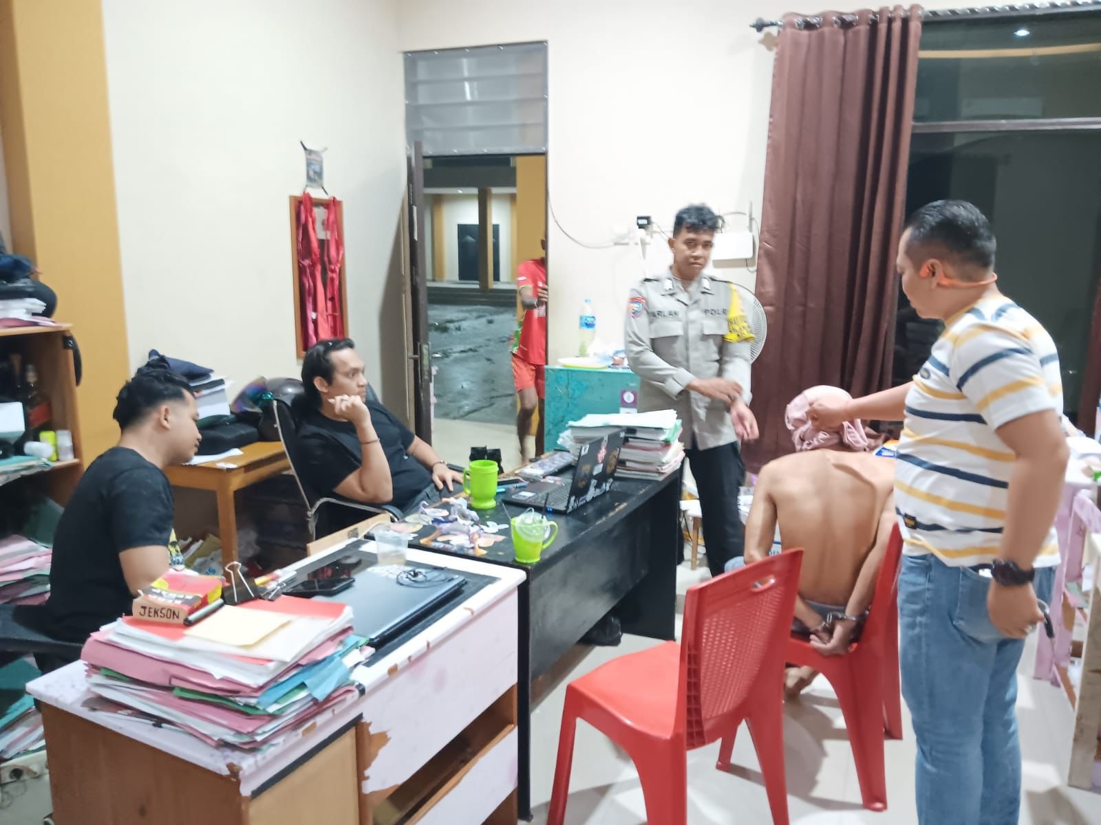 Polsek Sabangau Tangkap Pencabul Anak di Bawah Umur Polsek Sabangau Tangkap Pencabul Anak di Bawah Umur