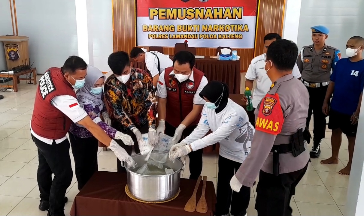 3 Bulan, Polres Lamandau Gagalkan Penyelundupan 2,3 Kg Sabu