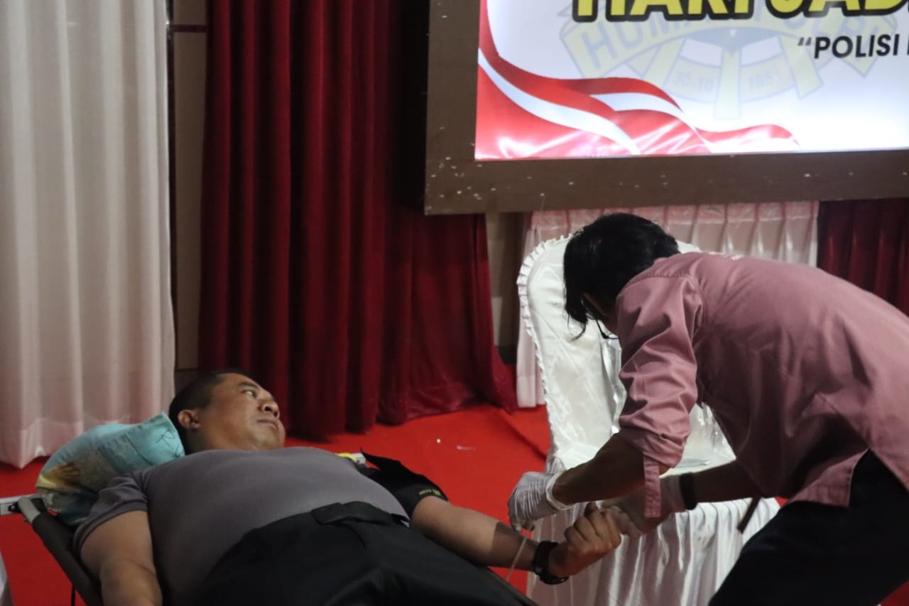 Hari Jadi Ke-75 Humas Polri, Polres Bartim Gelar Donor Darah