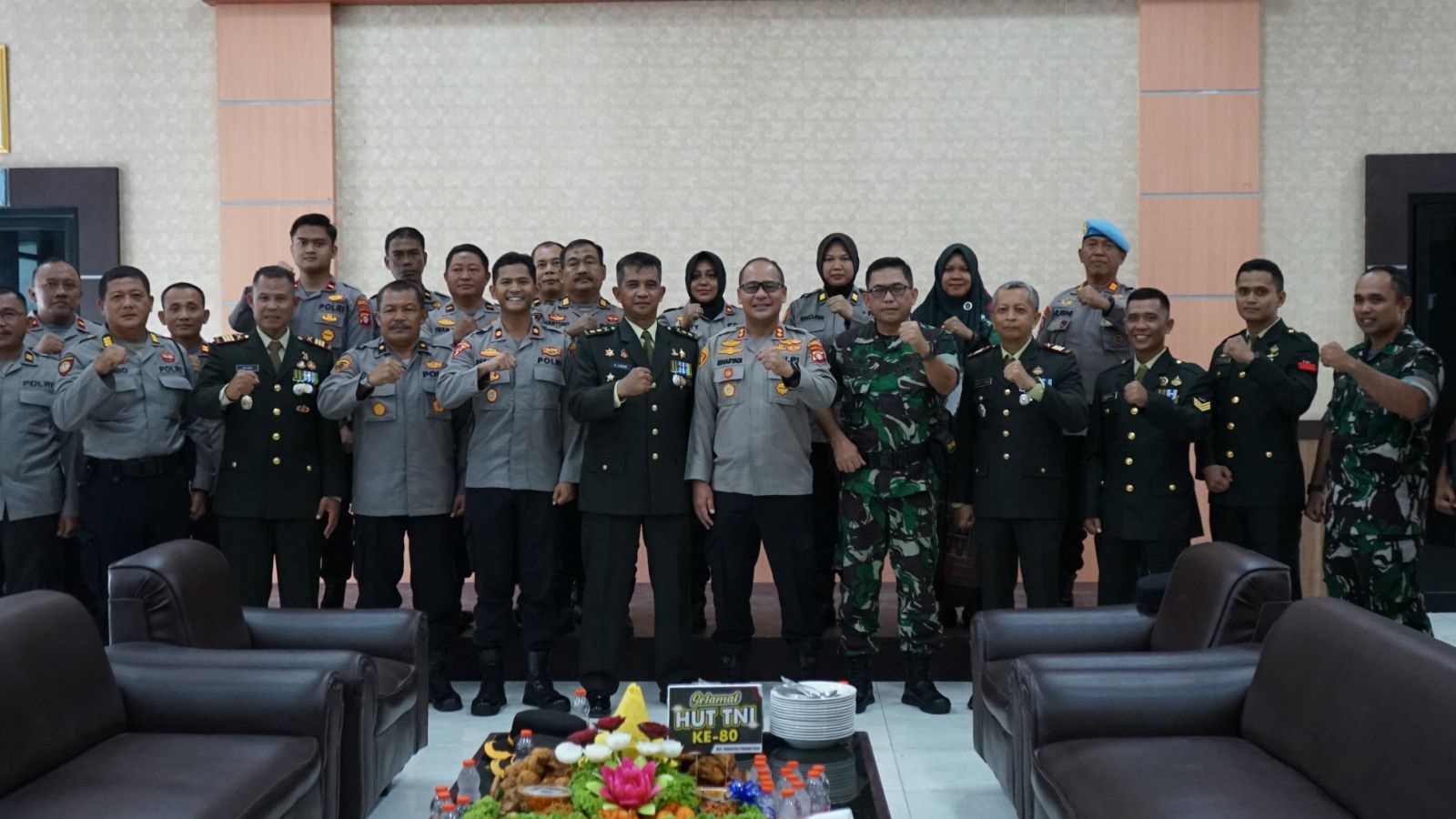 Hari TNI Ke-80, Polresta Kunjungan ke Makodim 1016