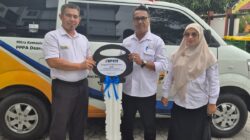 Mukhtarudin Kirim Ambulans ke Mendawai 