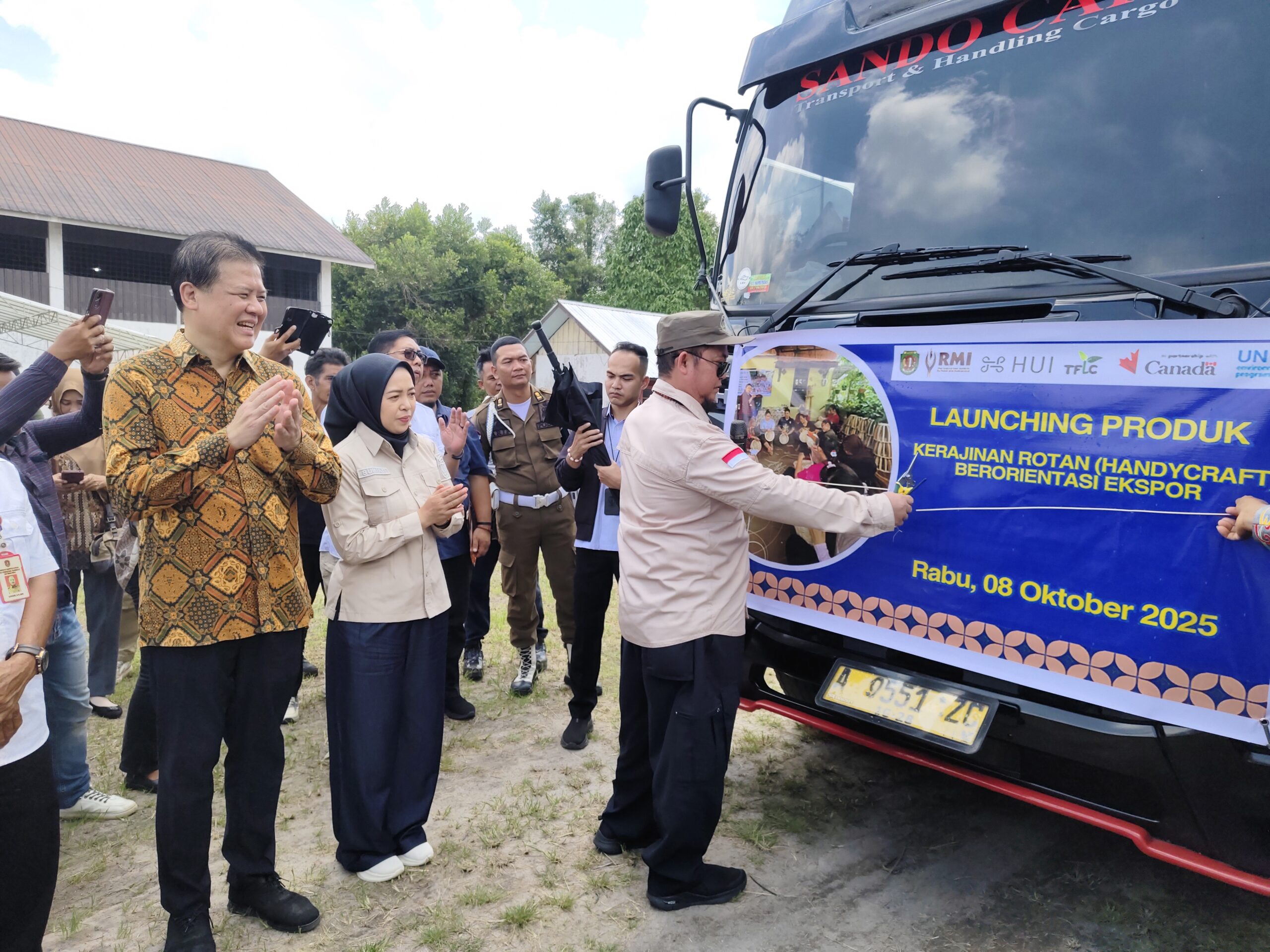 Bupati Katingan Saiful Pimpin Lounching Produk Rotan Ekspor 