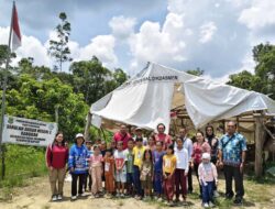 SDN 2 Kaburan Tetap Semangat Belajar di Tenda Darurat SDN 2 Kaburan Tetap Semangat Belajar di Tenda Darurat