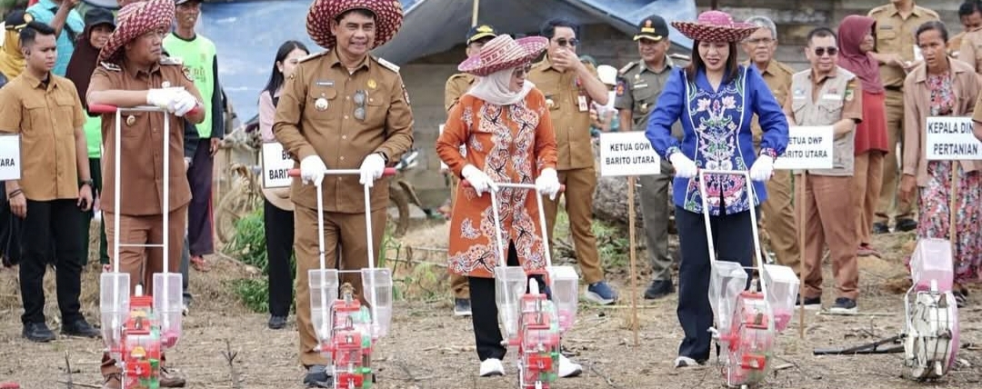 Bupati Shalahuddin Gelorakan Era Baru Pertanian dengan Jagung Hibrida