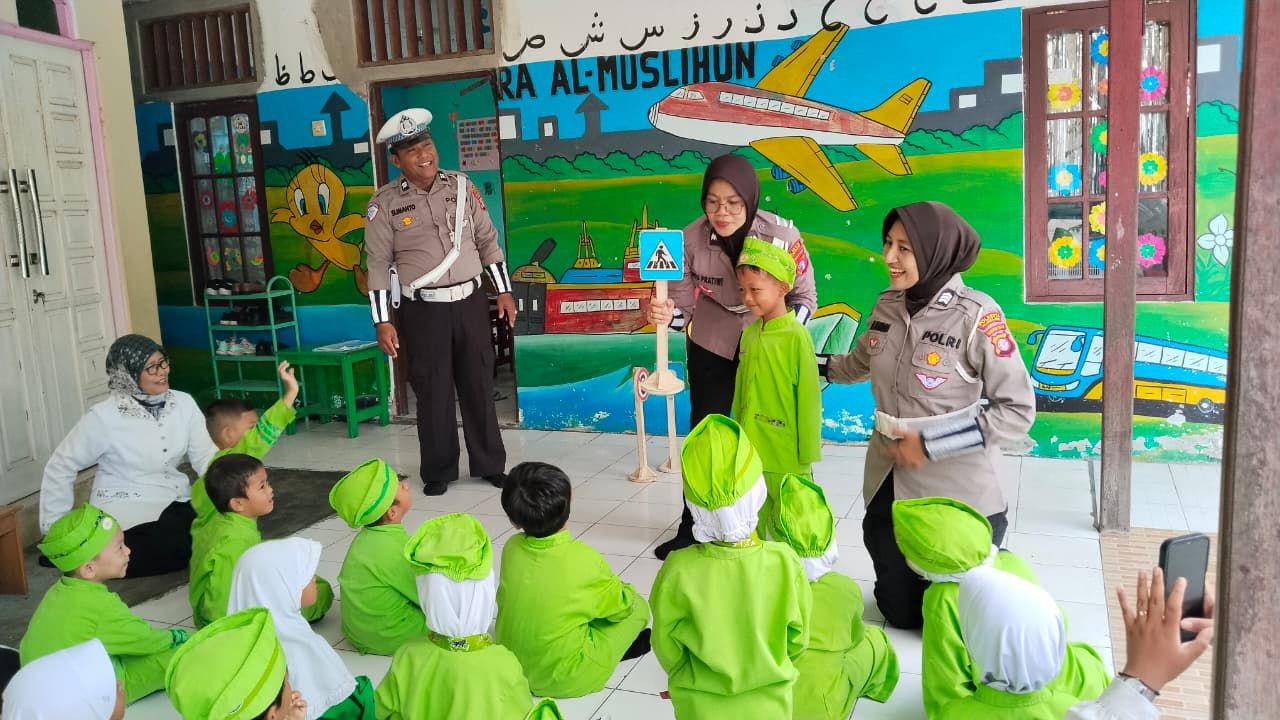 Polsanak, Cara Satlantas Kenalkan Tertib Berlalu Lintas