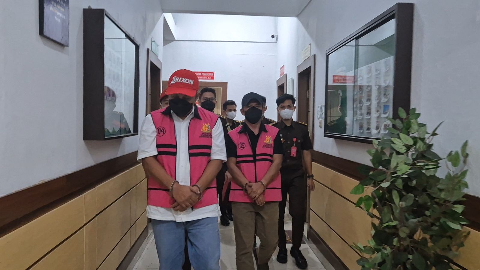 KORUPSI PABRIK TEPUNG IKAN-Kerugian Rp2,8 Miliar, 2 Direktur Ditahan Kejari Kobar