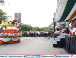 Bupati Mura Hadiri Pawai Taaruf MTQH Ke-XXXIII Tingkat Provinsi Kalteng