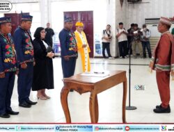 Bupati Heriyus Lantik Tiga Damang Kepala Adat di Tiga Wilayah Kedamangan