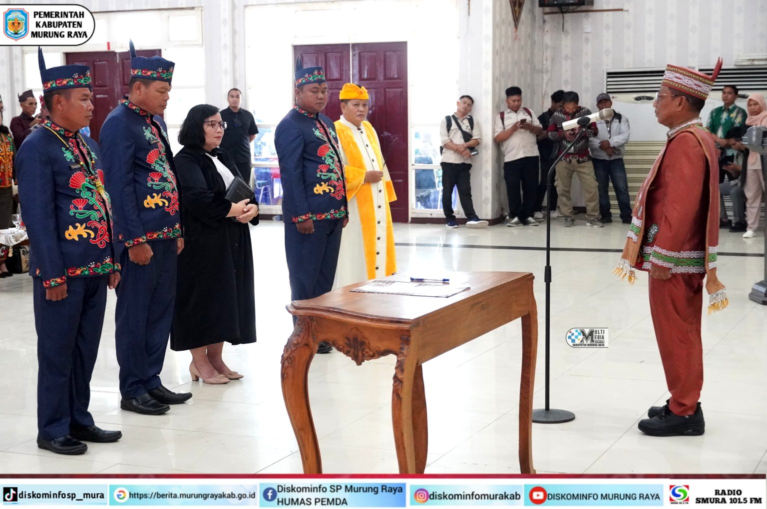 Bupati Heriyus Lantik Tiga Damang Kepala Adat di Tiga Wilayah Kedamangan