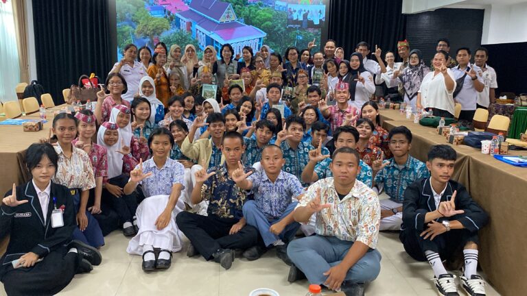 7 Buku Budaya Dayak Dibedah, Kalteng Perkuat Literasi Lokal