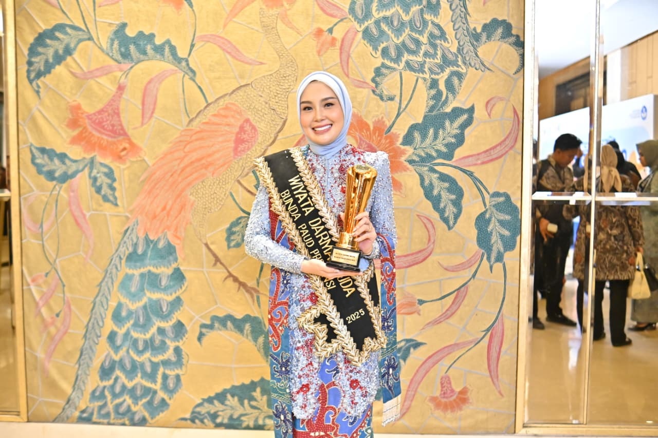 APRESIASI BUNDA PAUD NASIONAL -Aisyah Thisia Agustiar Raih Penghargaan Wiyata Dharma Muda