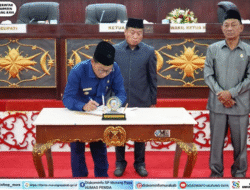 Bupati Heriyus Hadiri Rapat Paripurna Ke-7 Masa Sidang II