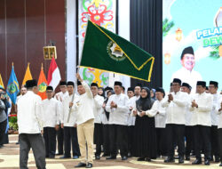 Jusuf Kalla Lantik Agustiar Ketua DMI Kalteng