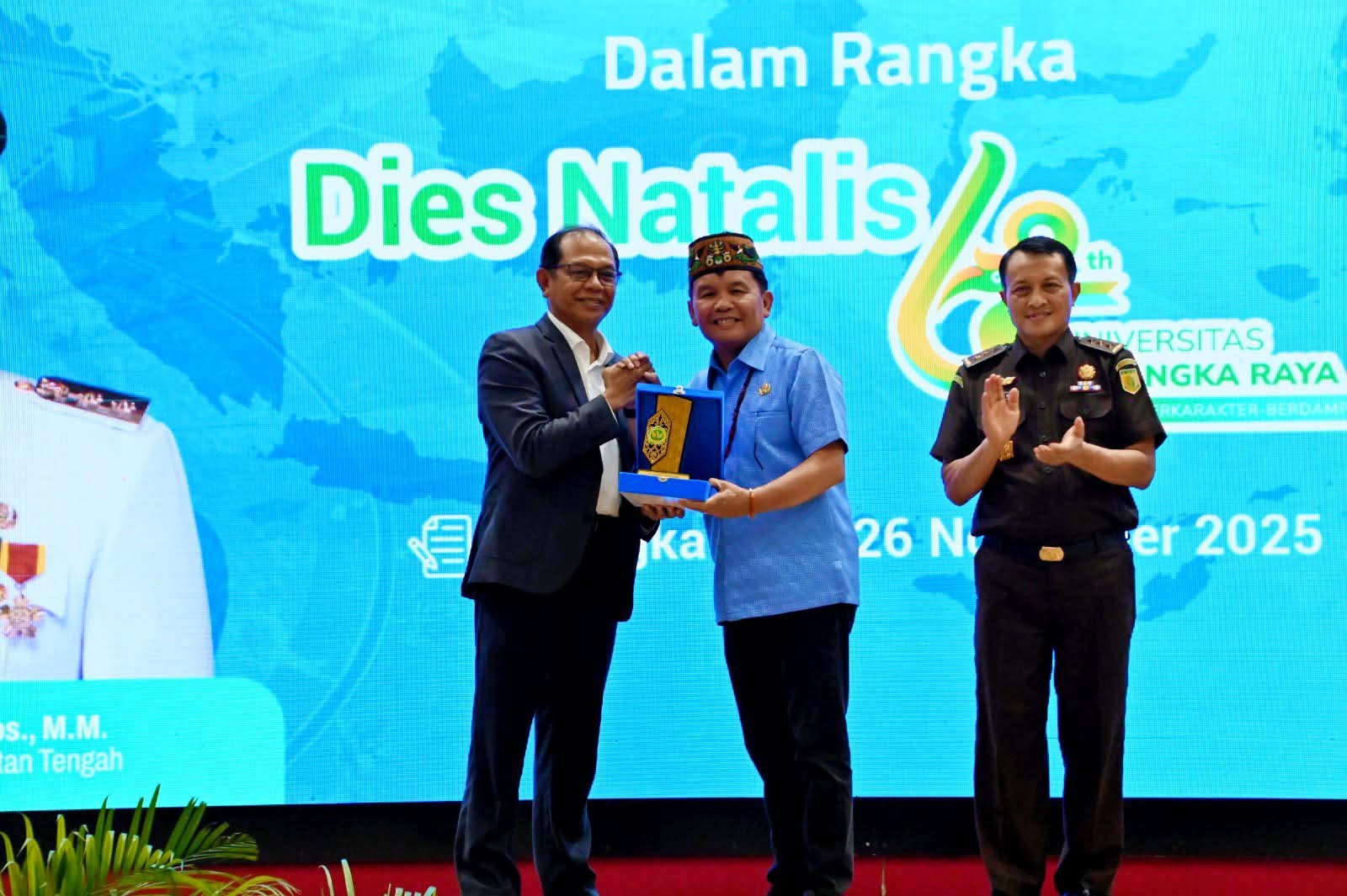DIES NATALIS KE-62-Gubernur Agustiar Hadiri Kuliah Umum UPR