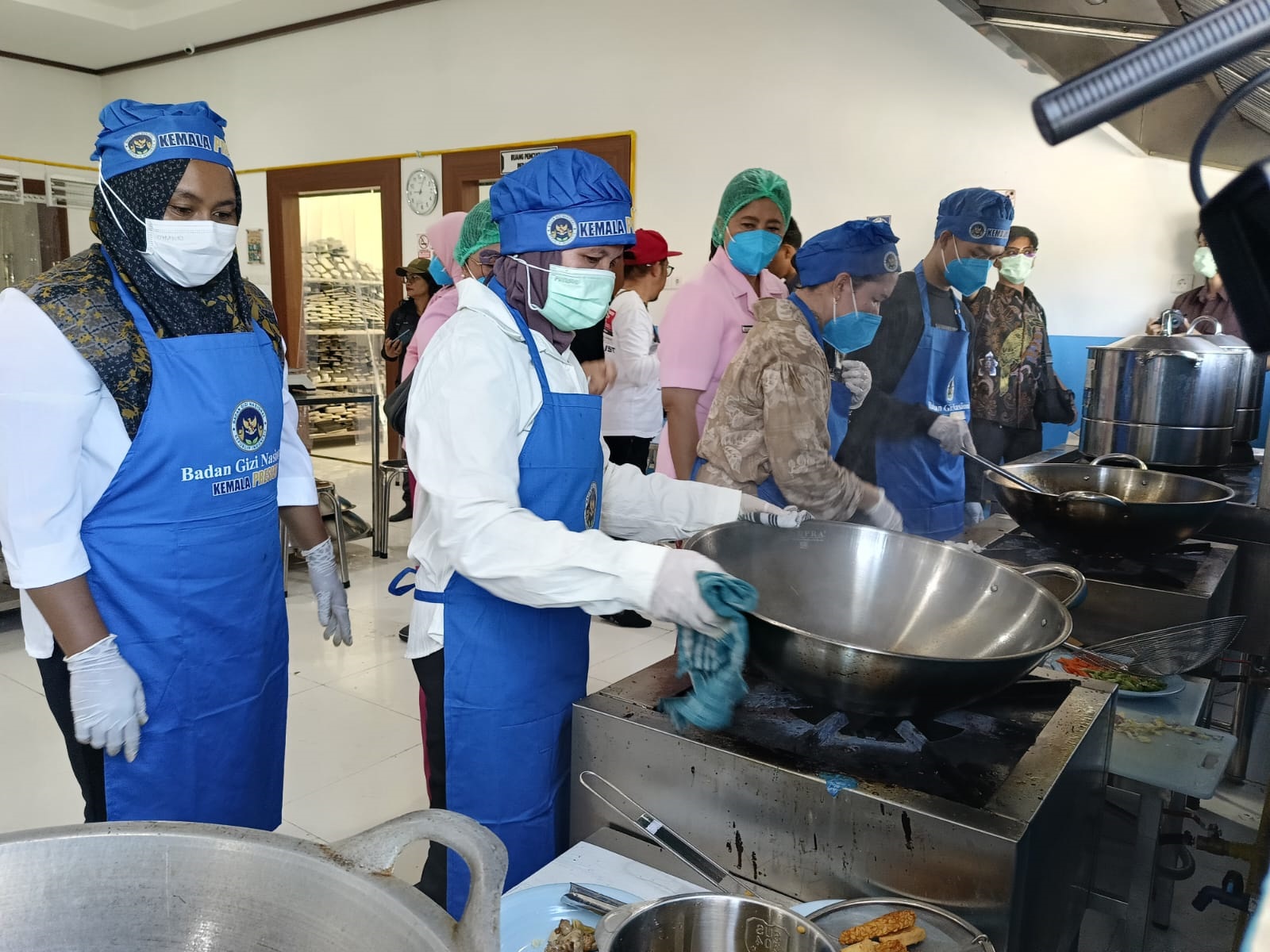 Polda Kalteng Sertifikasi Kompetensi 18 Juru Masak SPPG