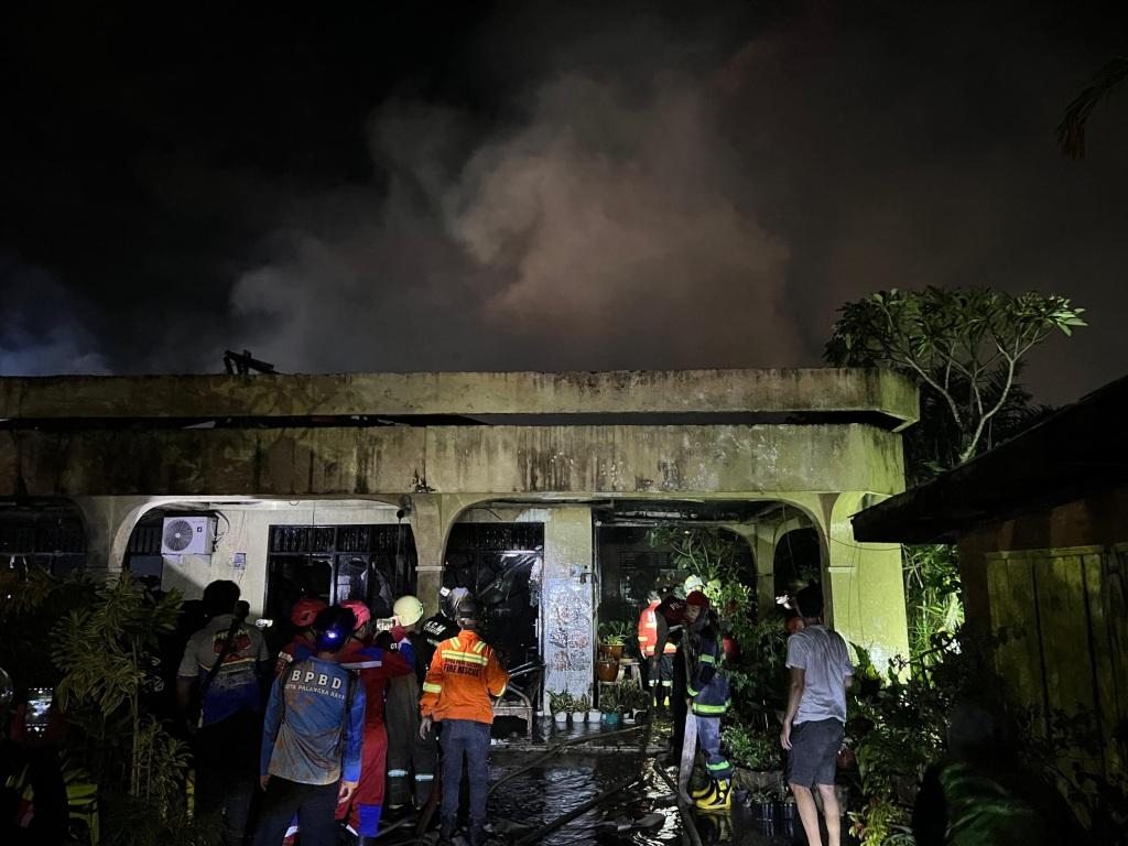Rumah di Sultan Badarudin Ludes Dilalap Api
