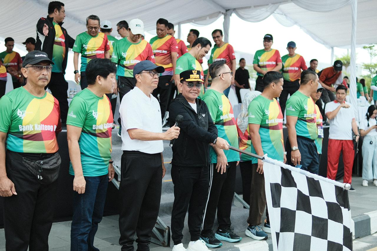BANK KALTENG RUN 2025 SATUKAN RIBUAN MASYARAKAT DALAM SEMANGAT HUT KE-64 BANK KALTENG